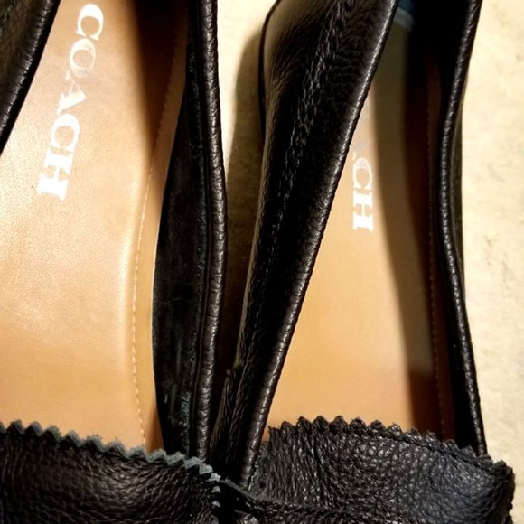 COACH Black Pebbled Leather Loafers Flats METAL LOGO 6.5. Rubber Sole. - Picture 3 of 5
